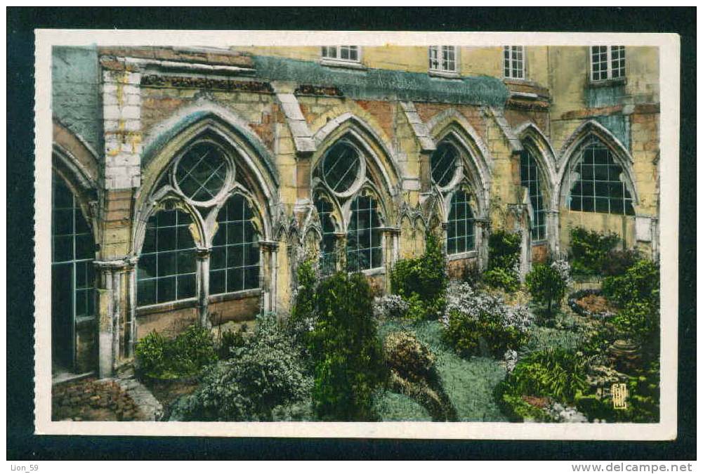 SOISSONS - CLOITRE DE SAINT - LEGER - France Frankreich Francia 53353
