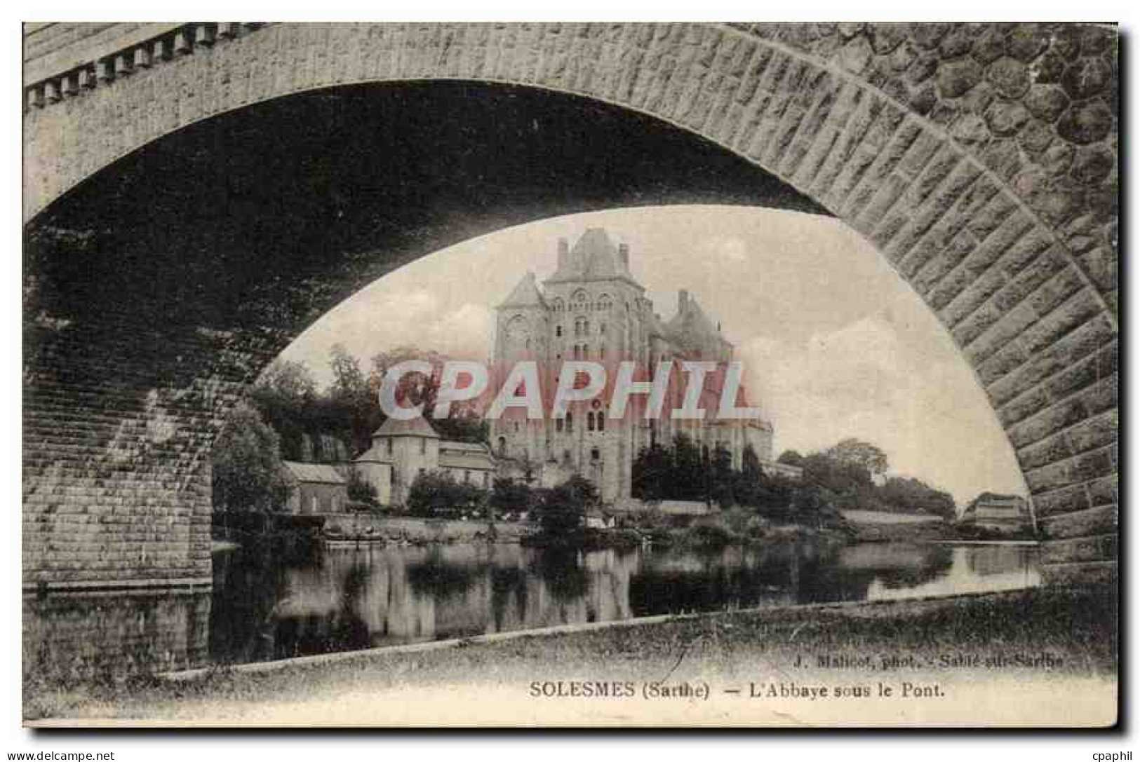 Solesmes CPA Abbaye sous le pont