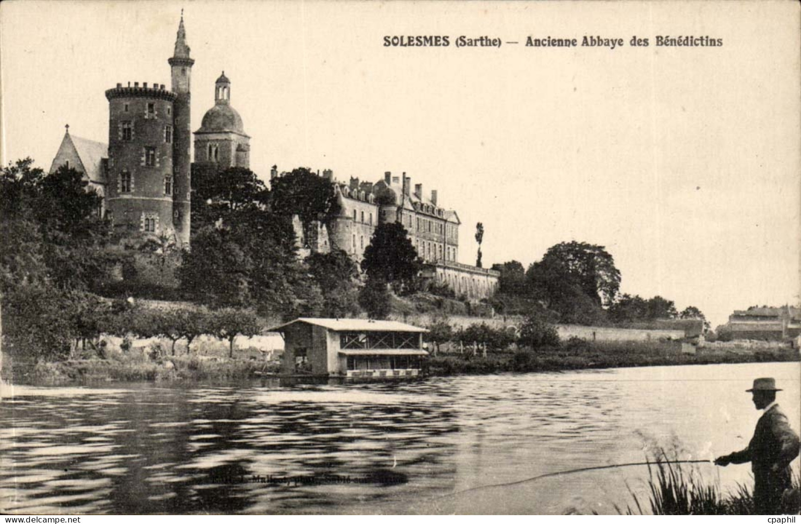 Solesmes CPA Ancienne abbaye des Benedictins