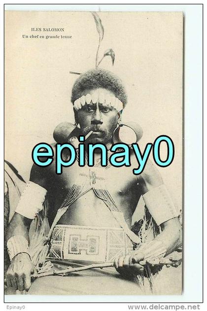 Br - ILES SALOMON - un chef en grande tenue