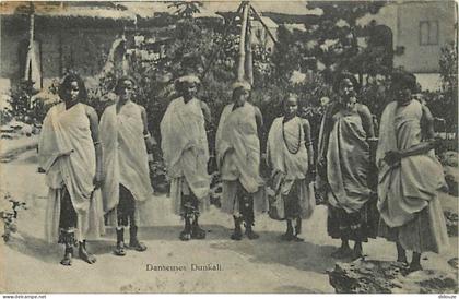 Carte Postale Ancienne - Pays - Somalie - Danseuses Dunkali - Animée - CPA - Etat froissures visibles - Voir Scans Recto