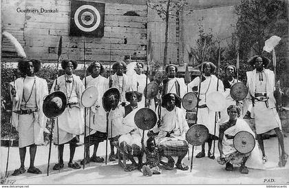 SOMALIE - GUERRIERS DUNKALI
