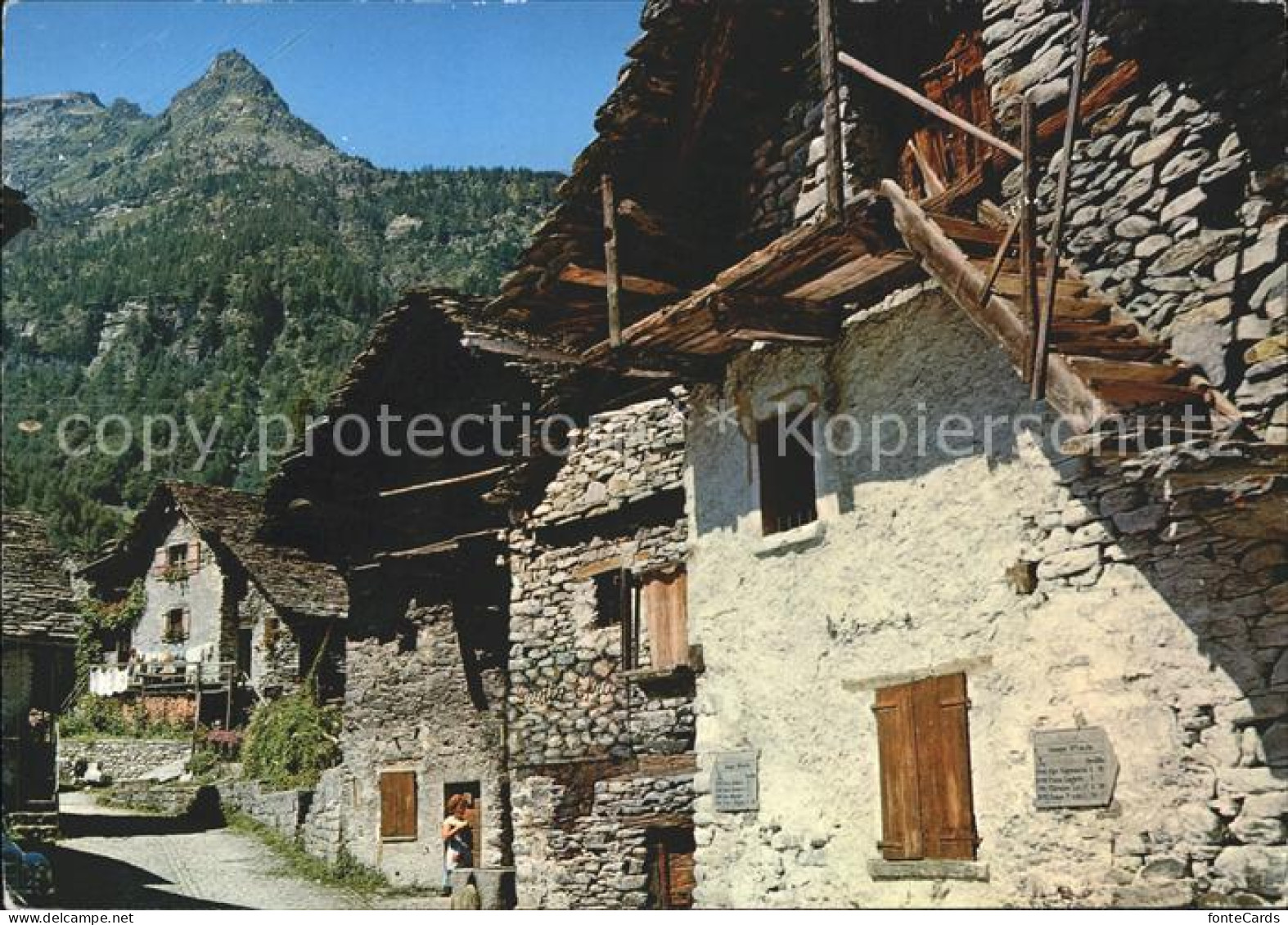 Sonogno Motivo rustico