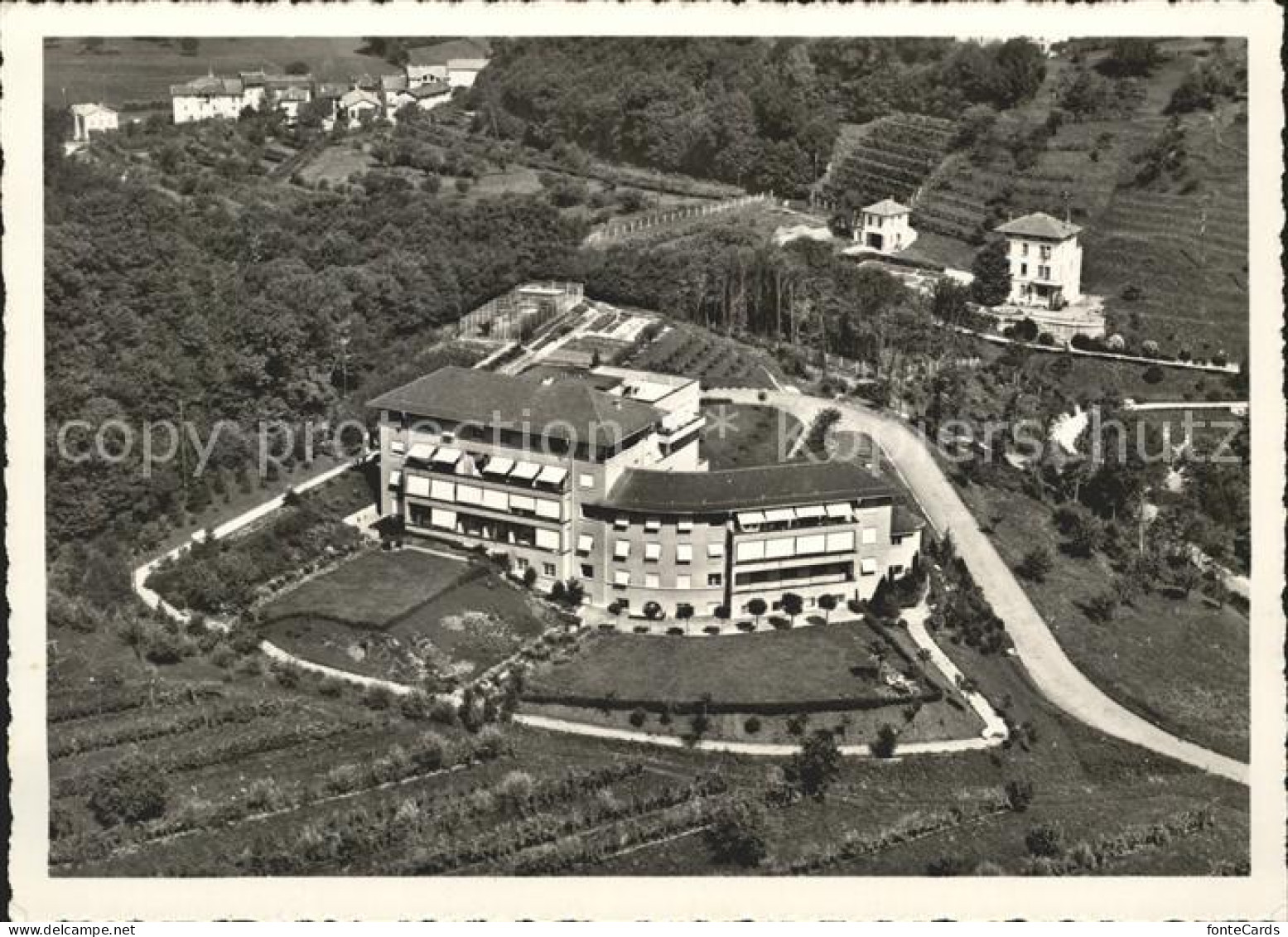 Sorengo Fliegeraufnahme Clinica St. Anna