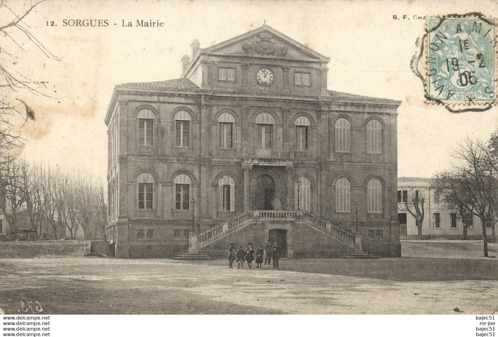 Sorgues - la mairie