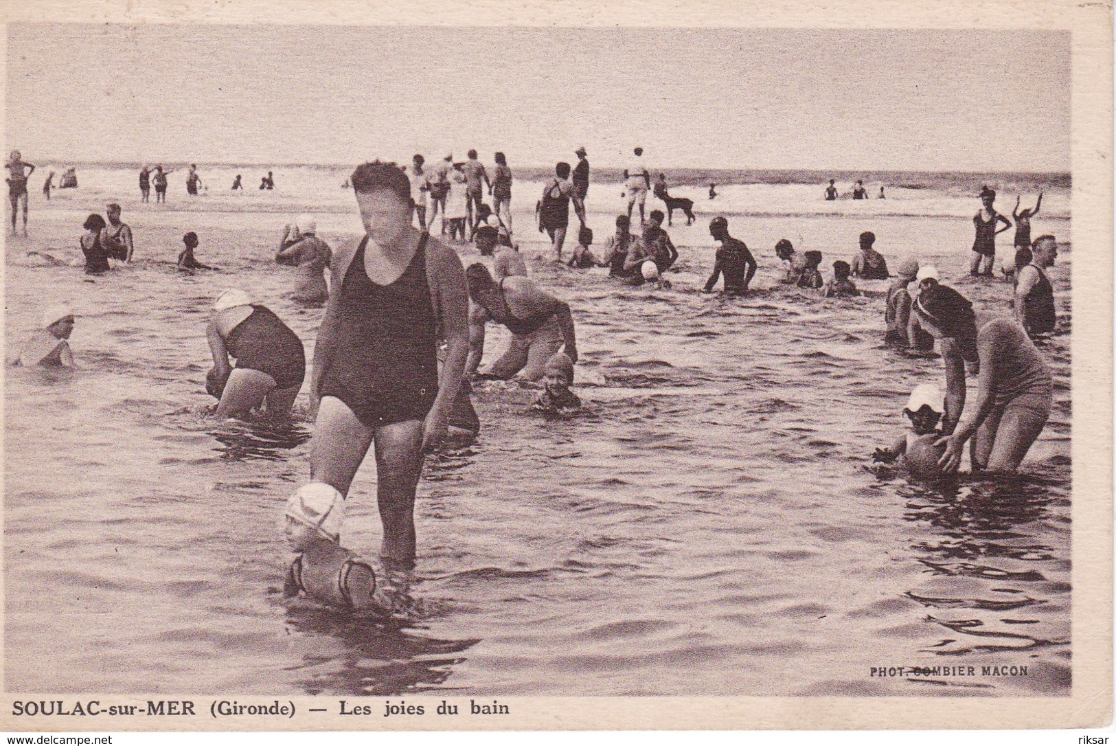 SOULAC SUR MER(BAIGNEUSE)