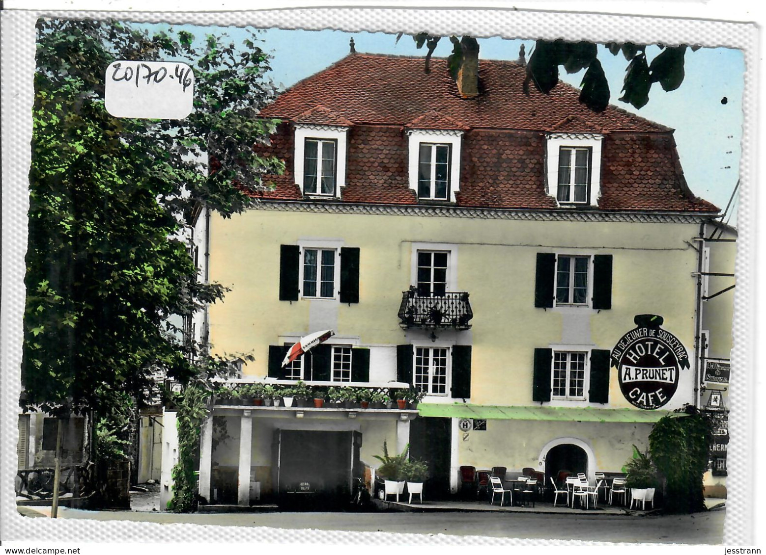 SOUSCEYRAC- HOTEL-RESTAURANT AU DEJEUNER DE SOUSCEYRAC