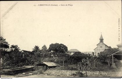 CPA Libreville Gabun, LIBREVILLE, Coin de Plage, Kirche, Pflanzen, Landschaft