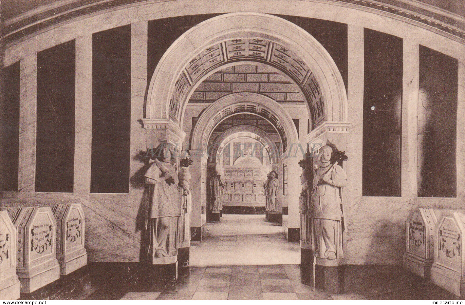 SPAIN - El Escorial - Panteon de Infantes Los Heraldos