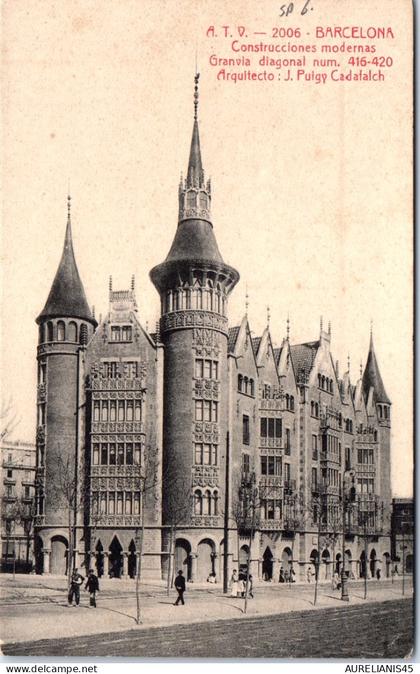 Espagne - BARCELONA - construcciones modernas