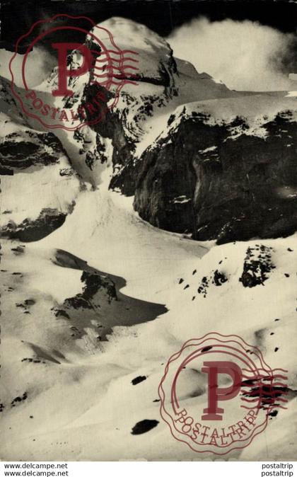 HUESCA. CANDANCHU. LA ZAPATILLA.