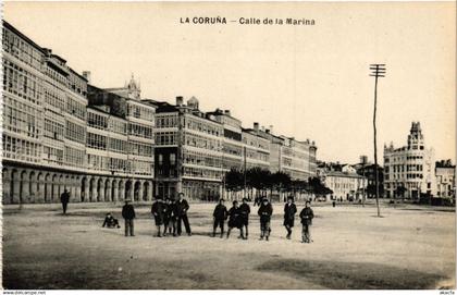 CPA SPAIN La Coruna - Calle de la Marina (282539)