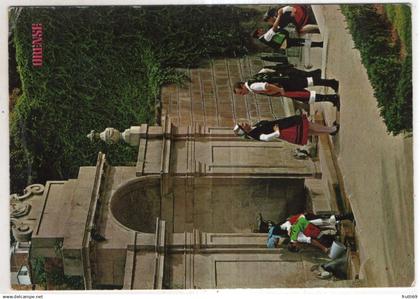 AK 243142 SPAIN - Orense - the Burgas : folk dancing