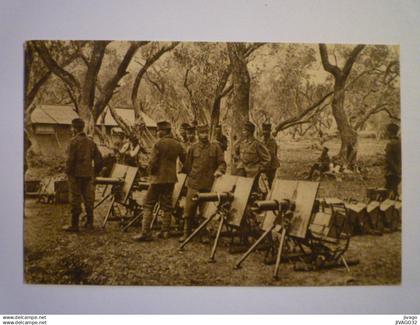 2023 - 2935  TARJETA POSTAL  :  El ejercito serbio , que lucha con tanta valentia en Macedonia...XXX