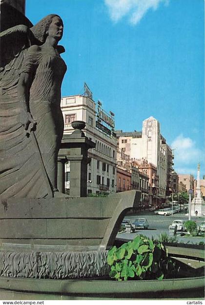 ESPAGNE-SANTA CRUZ DE TENERIFE-PLAZAS DE ESPANA Y DE NTRA SRA-N°7069-A/0061