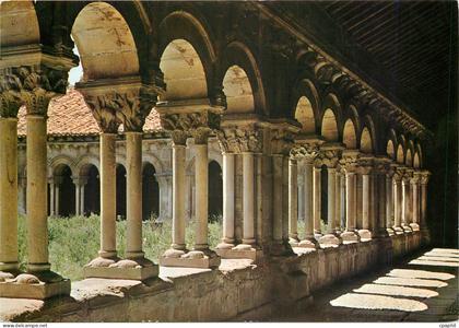CPM Soria Collegiale de Saint Pierre Cloitre romain
