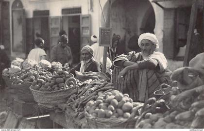España - CEUTA - Vendedores moros - POSTAL FOTO - Ed. Francisco Rubio (Ceuta)