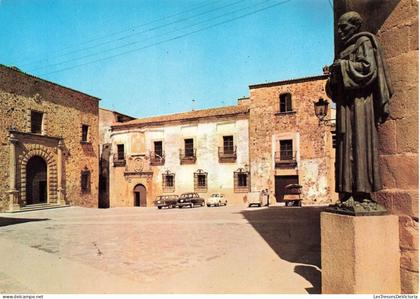 [-5%] ESPAGNE - Cáceres - Palais épiscopal et Ovando - Carte Postale