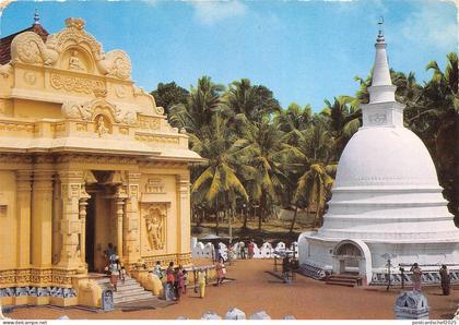 BR5043 Buddhist Temple Sri Lanka   ceylon