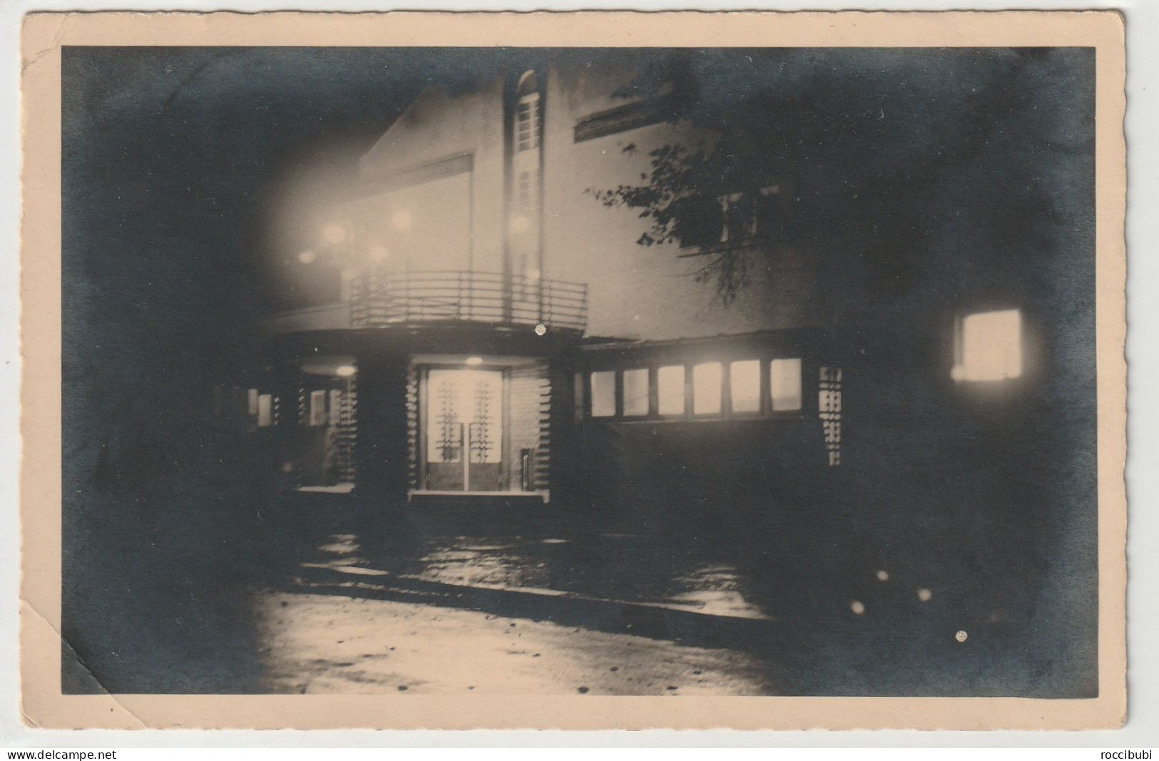 St. Pölten, Turnhalle bei Nacht