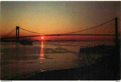 Etats-Unis - New york city - The verrazano-narrows bridge connecting brooklyn and staten island the world’s longest susp