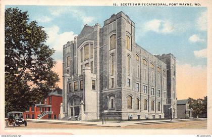 B313 US Indiana Fort Wayne Scottish Cathedral postcard