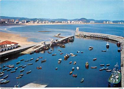 CPM Laredo Port et Plage