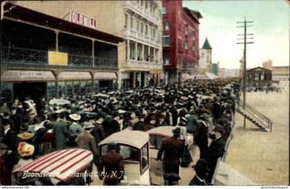 CPA Atlantic City New Jersey USA, Menschenmenge, Strandpromenade, Old'Ill, Atlantic City, NJ