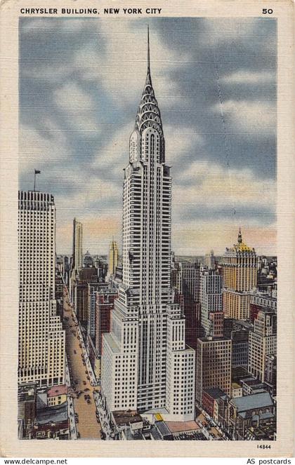 C112 New York Chrysler Building  1945 vintage postcard