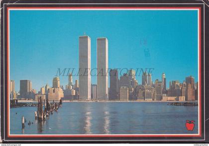 NEW YORK CITY - Twin Towers of the World Trade Center, Apple Prints Postcard
