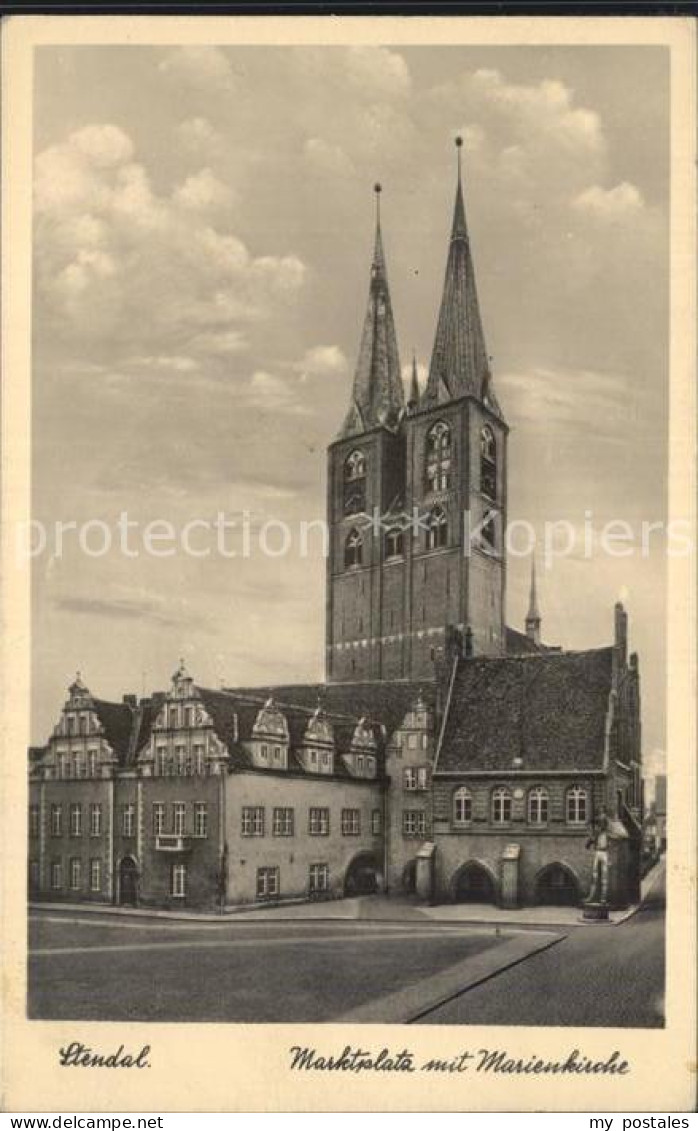 Stendal Marktplatz Marienkirche