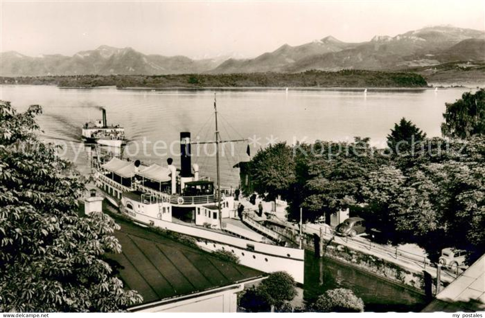 Stock Chiemsee Hafen Dampfer Chiemgauer Alpen
