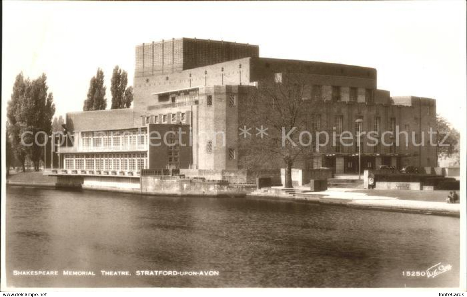 Stratford-Upon-Avon Skakespeare Memorial