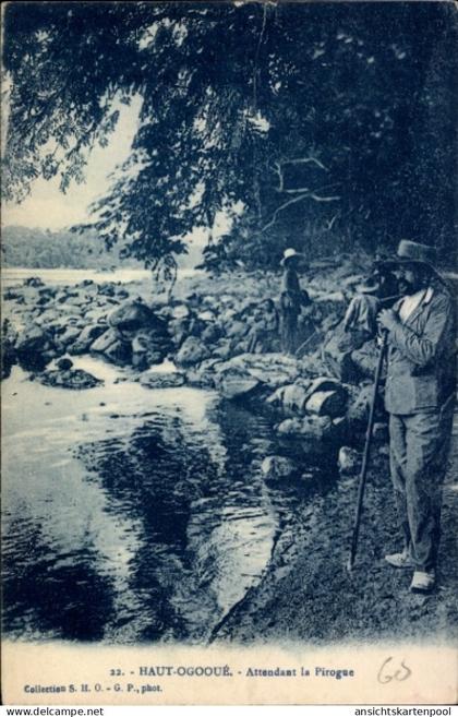 CPA Haut Ogooué Französisch Kongo, Attendant la Pirogue