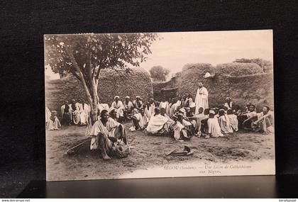 Sudan Segou Une Lecon de Cathechisme -10__(15495)