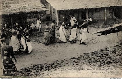CPA Libreville Gabun, Tam-Tam-Szene