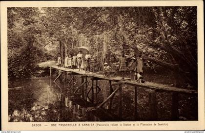 CPA Samkita Gabun, Plantation, Une Passerelle