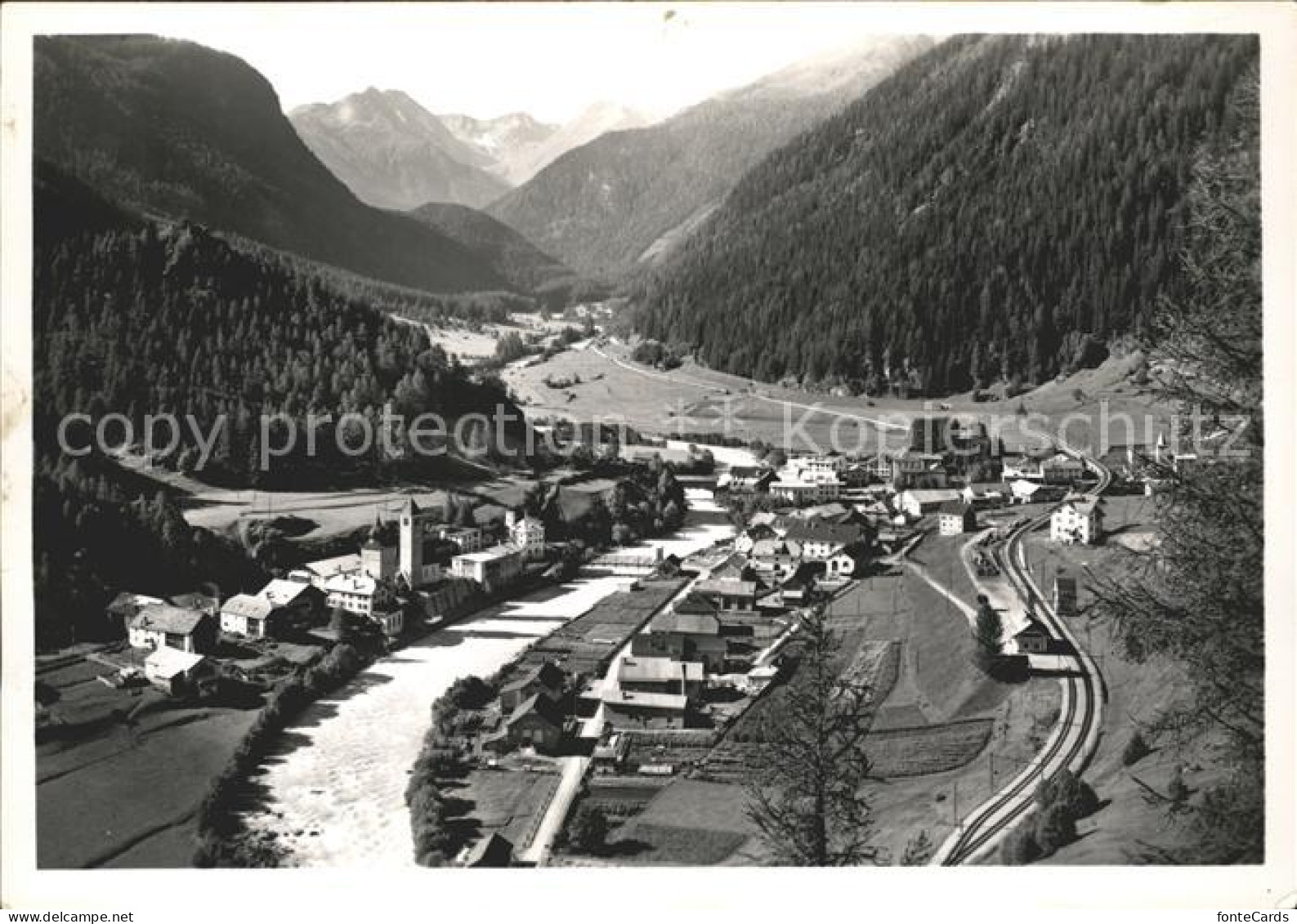 Sues Engadin Schweiz Schweizer Nationalpark Fluss