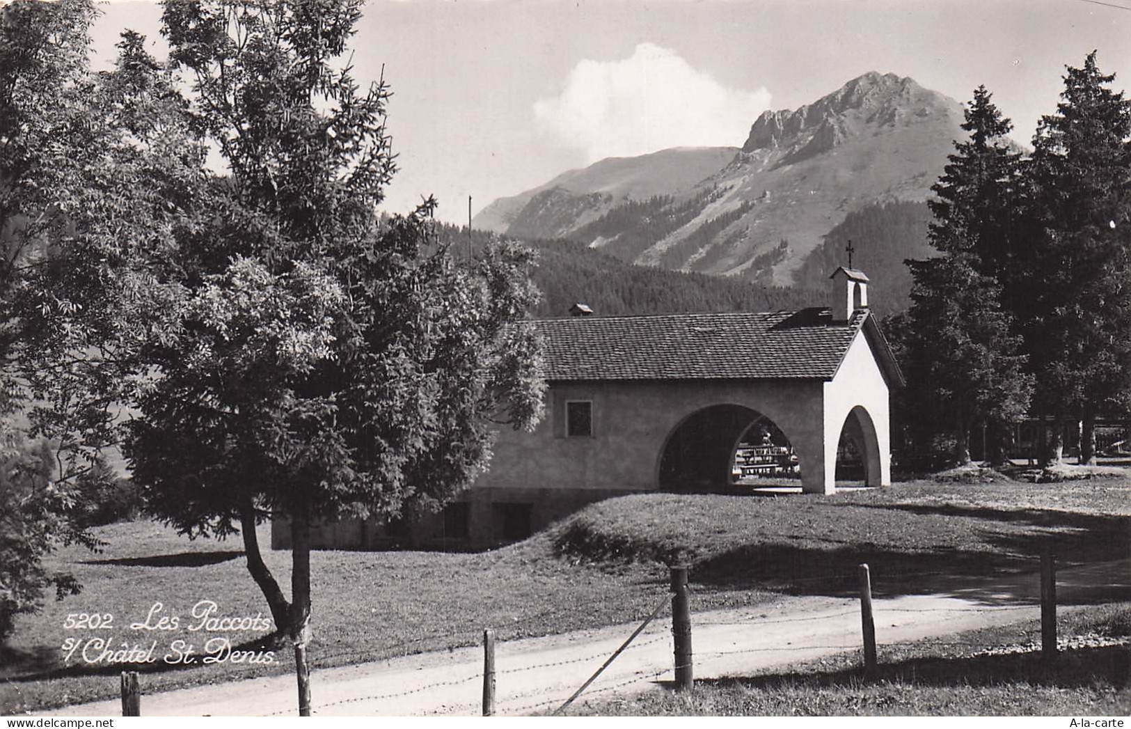 SUISSE CHATEL SAINT DENIS LES PACCOTS