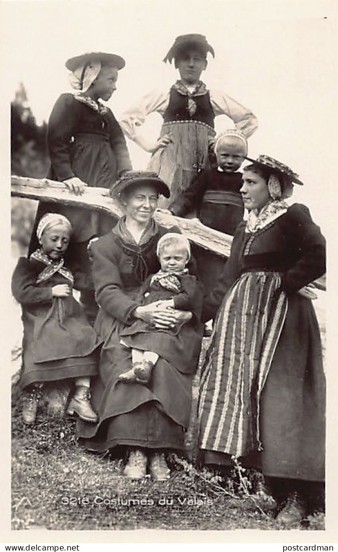 Suisse - Costumes du Valais (VS) - Ed. C.P.N. 3216
