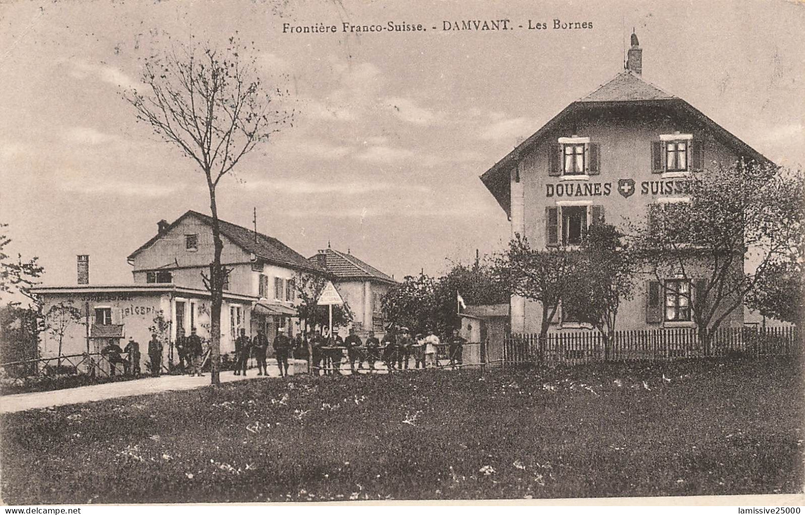 SUISSE damvant les bornes frontière franco suisse douanes