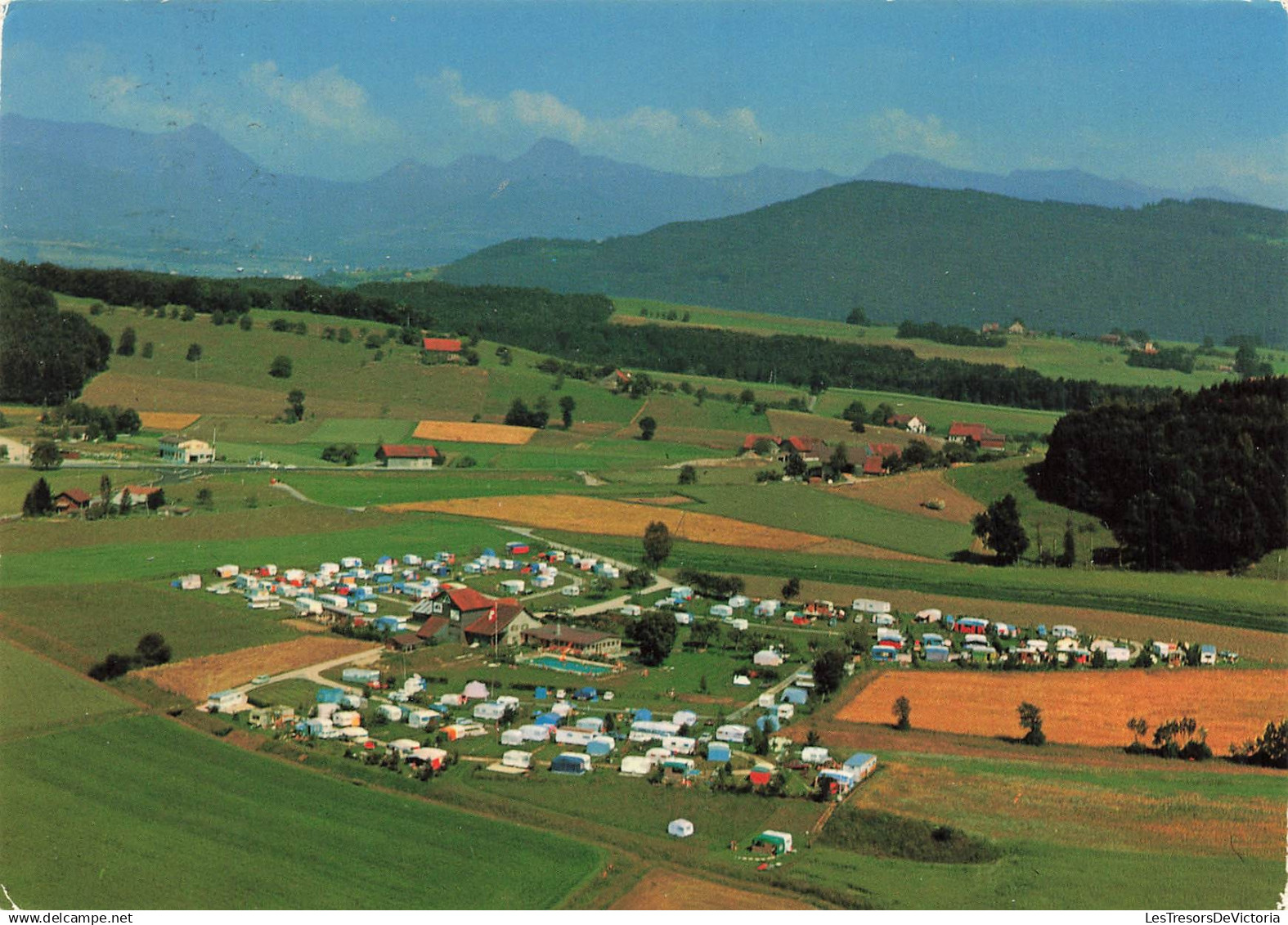 SUISSE - Forel - Camping Piscine - Buvette - M Lienert Häni - Deriaz Baulmes - colorisé - paysage - Carte postale
