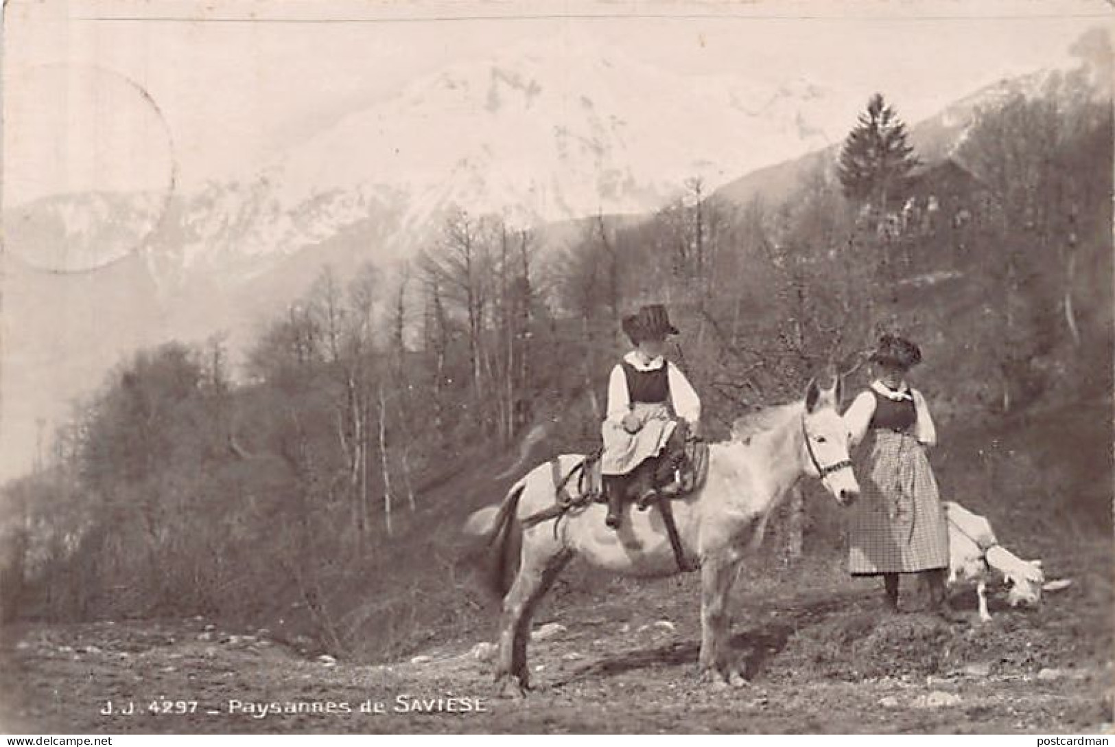 Suisse - Paysannes de SAVIÈSE (VS) - Ed. J.J. Jullien 4297