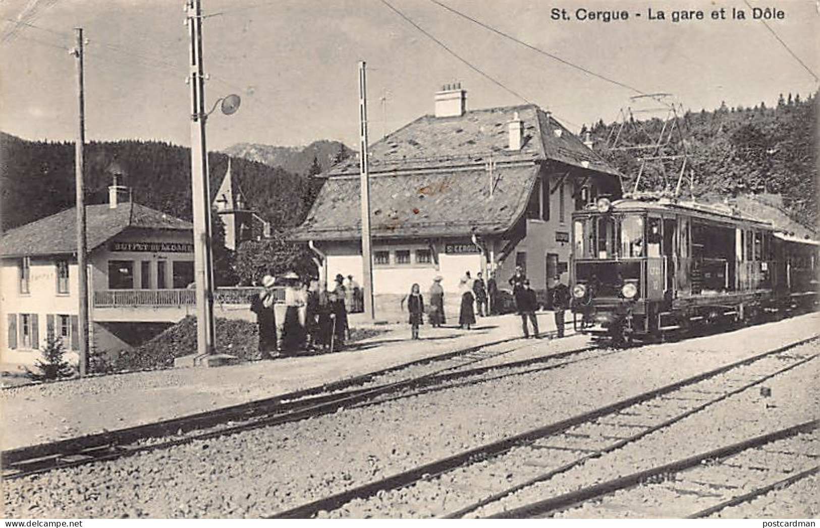 Suisse - SAINT CERGUE (VD) La gare et la Dôle - Ed. O. Durgnat - Photo J. Lüscher