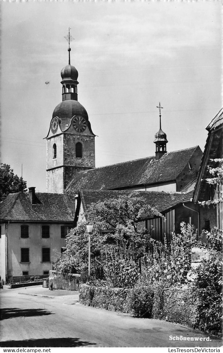 SUISSE - Schönenwerd - église christ catholique - tour - dôme - toits en tuiles - végétation - Carte Postale