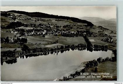 3115 Gerzensee - Fliegeraufnahme mit See und Belpberg - 13133920