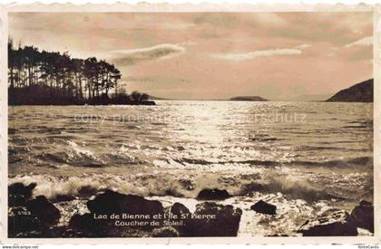Biel Bienne BE Lac de Bienne et l'Ile de Saint Pierre coucher de soleil