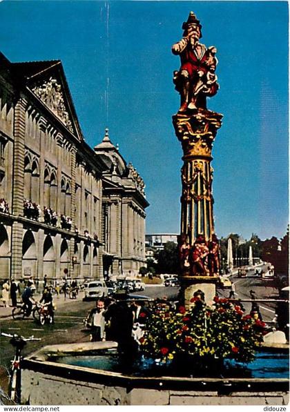Carte Postale - Suisse - BE Berne - Berne - Fontaine de l'ogre - Kindlifresserbrunnen - Automobiles - CPM - Carte Neuve