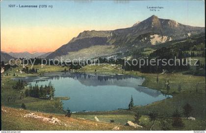 Lauenen Lauenensee mit Lauenenhorn