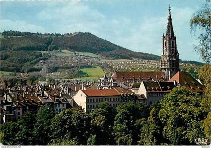 Suisse - BE Berne - Berne - La Cathédrale avec Gurten - CPM - Carte Neuve - Voir Scans Recto-Verso